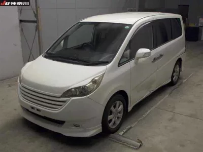 Honda STEP WAGON  с аукциона в Японии