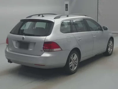 Volkswagen GOLF VARIANT  с аукциона в Японии