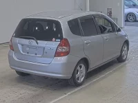 Honda FIT лот № 1417 оценка 3.5  с аукциона в Японии 1