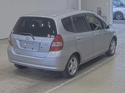 Honda FIT  с аукциона в Японии