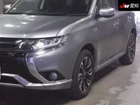 Mitsubishi OUTLANDER PHEV лот № 71107 оценка 4.5  с аукциона в Японии 6