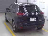 Nissan KICKS лот № 1020 оценка 5  с аукциона в Японии 1