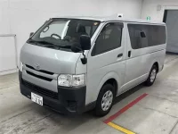 Toyota HIACE VAN лот № 30151 оценка R  с аукциона в Японии 3
