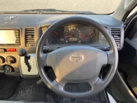 Toyota HIACE VAN лот № 30151 оценка R  с аукциона в Японии 6