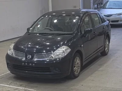 Nissan TIIDA LATIO