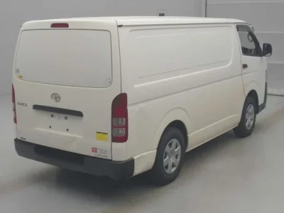 Toyota HIACE VAN  с аукциона в Японии