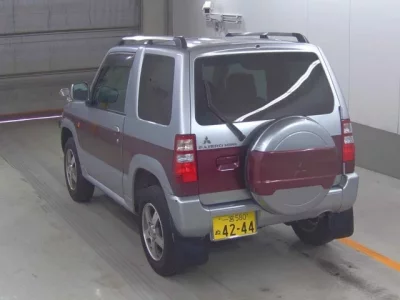 Mitsubishi PAJERO MINI