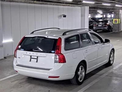 Volvo V50