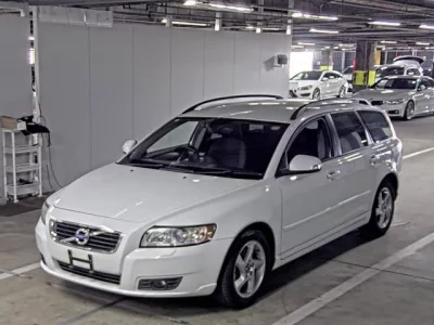 Volvo V50
