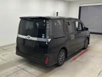 Toyota VOXY лот № 30160 оценка R  с аукциона в Японии 4