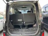 Toyota VOXY лот № 30160 оценка R  с аукциона в Японии 9