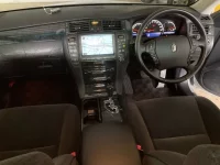 Toyota CROWN лот № 381 оценка 3.5  с аукциона в Японии 2