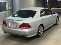 Toyota CROWN лот № 381 оценка 3.5  с аукциона в Японии 4