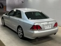 Toyota CROWN лот № 381 оценка 3.5  с аукциона в Японии 1