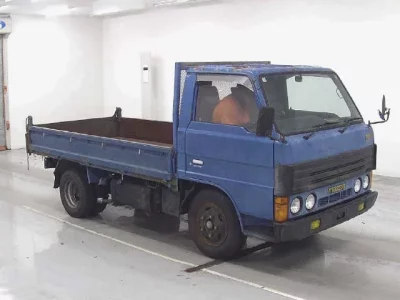 Mazda TITAN  с аукциона в Японии