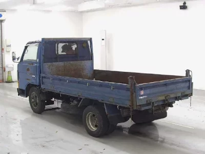 Mazda TITAN  с аукциона в Японии