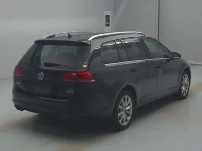 Volkswagen GOLF VARIANT  с аукциона в Японии