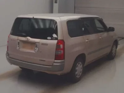 Toyota SUCCEED