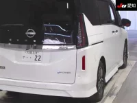 Nissan SERENA лот № 71122 оценка 4.5  с аукциона в Японии 7