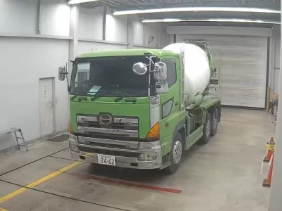 Hino TRUCK
