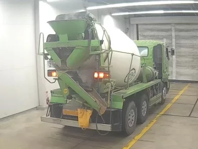 Hino TRUCK