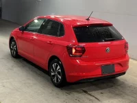 Volkswagen POLO лот № 398 оценка 4  с аукциона в Японии 1