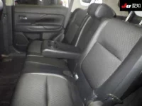 Mitsubishi OUTLANDER PHEV лот № 71126 оценка 3.5  с аукциона в Японии 3