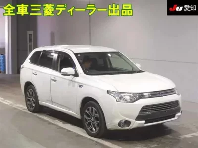 Mitsubishi OUTLANDER PHEV  с аукциона в Японии