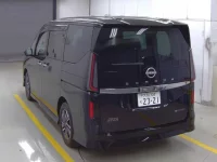 Nissan SERENA лот № 1029 оценка 4.5  с аукциона в Японии 1