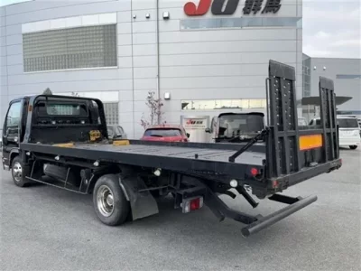 Isuzu ELF  с аукциона в Японии