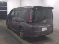 Honda STEP WAGON лот № 2067 оценка 3  с аукциона в Японии 1