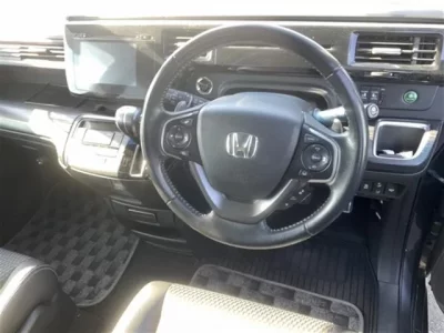 Honda STEP WAGON  с аукциона в Японии