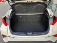 Toyota C-HR лот № 30179 оценка 4  с аукциона в Японии 9