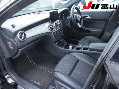 Mercedes-Benz CLA CLASS