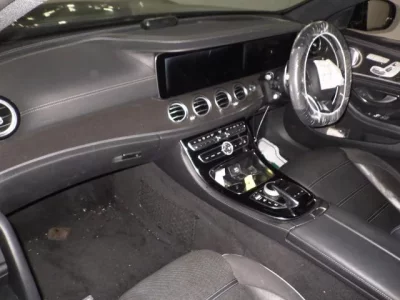 Mercedes-Benz AMG  с аукциона в Японии