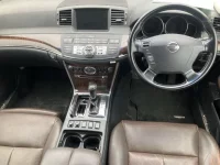 Nissan FUGA лот № 1461 оценка 3.5  с аукциона в Японии 3