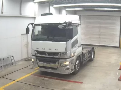 Mitsubishi FUSO TRUCK  с аукциона в Японии