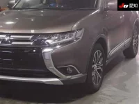 Mitsubishi OUTLANDER лот № 71142 оценка 4  с аукциона в Японии 6