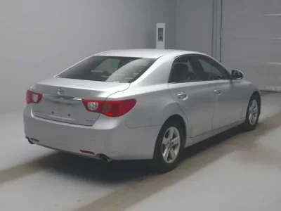 Toyota MARK X  с аукциона в Японии