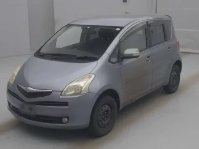 Toyota RACTIS  с аукциона в Японии