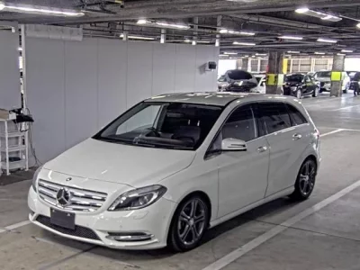 Mercedes-Benz B CLASS