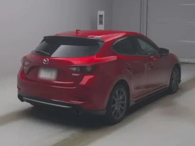 Mazda AXELA  с аукциона в Японии