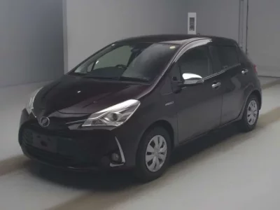 Toyota VITZ  с аукциона в Японии