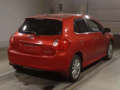 Toyota AURIS  с аукциона в Японии