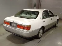 Toyota CROWN лот № 67 оценка 4  с аукциона в Японии 1