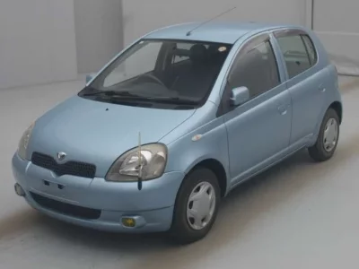 Toyota VITZ  с аукциона в Японии
