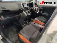 Toyota WISH лот № 5007 оценка 3.5  с аукциона в Японии 2