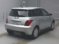 Toyota IST лот № 24042 оценка RA  с аукциона в Японии 1