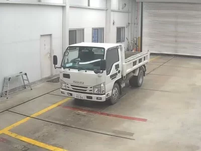 Isuzu ELF  с аукциона в Японии