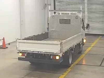 Hino DUTRO  с аукциона в Японии